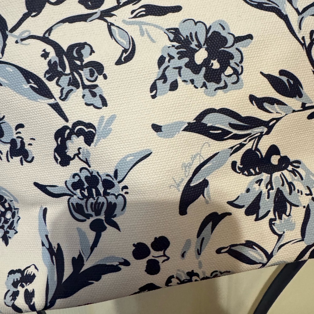 Vera Bradley "Perennially Cream" Pattern Blue Floral Purse - Picture 7 of 13